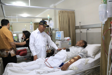 Kunjungi Rumah Sakit, Menko Muhadjir Pastikan Pelayanan Kesehatan Berjalan Baik